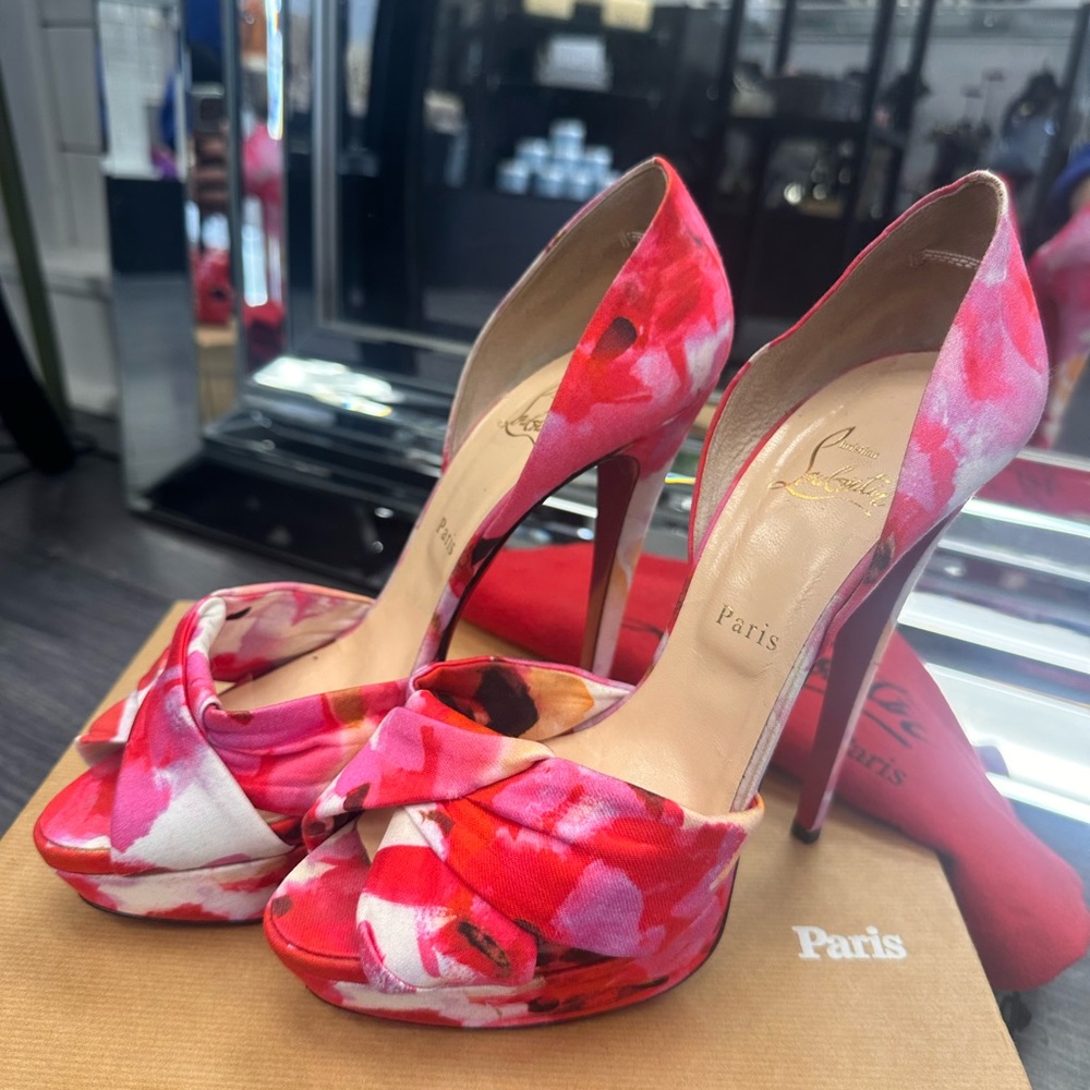 Christian Louboutin Popi heels size 41